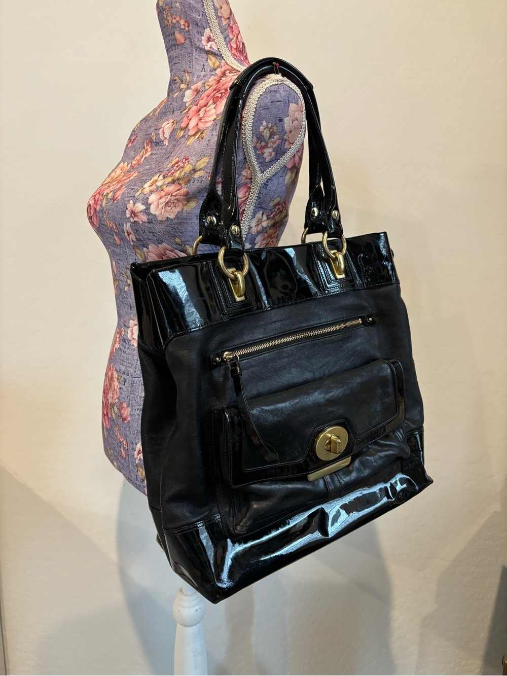 Coach Penelope Spectator  XL Shopper Black Patent Tote Bag